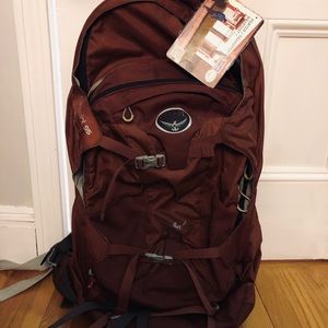 Osprey Farpoint 55 Med/Large Mud Red Backpack